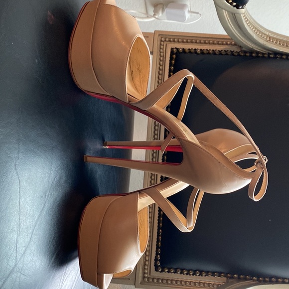 In good condition if you have any question feel free to ask - Picture 4 of 6